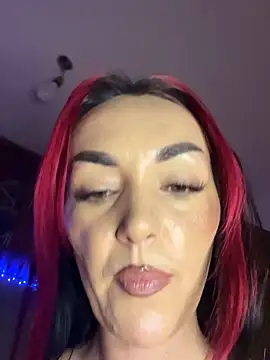 Webcam Model (MeganFoxiy)  is live.Free join now!