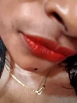 sweet_piya_roy webcam