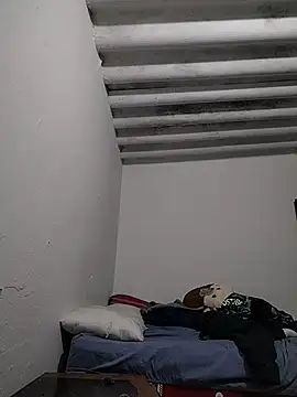 Danielitohot23cm webcam