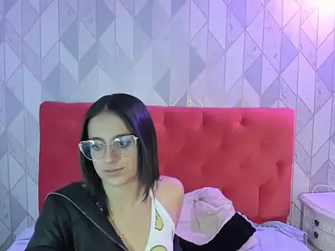 IsabellaRousset webcam