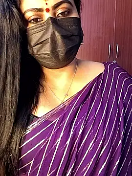 Webcam Model (Honey-flowerr)  is live.Free join now!