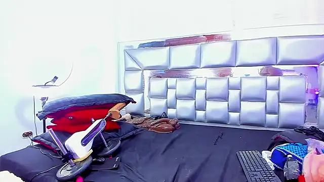 sweet_ebonyyx (F milf) - SQUIRT😍💗