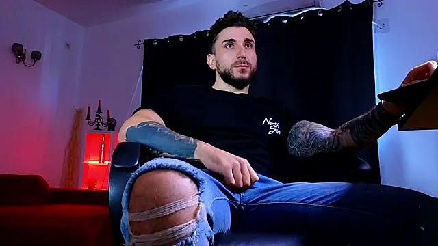 MightyAaron66 webcam