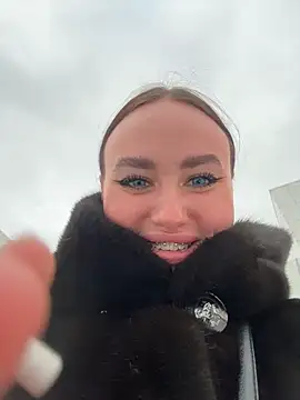 kirasunshine (F young) - Masturbated