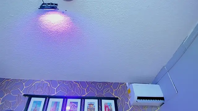 monserrat_cutte webcam