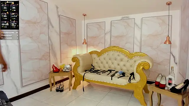 agatha_sluttylatina webcam