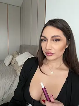 Webcam Model (ClaraJJ)  is live.Free join now!