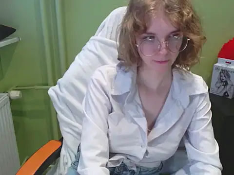 juicyPenny webcam