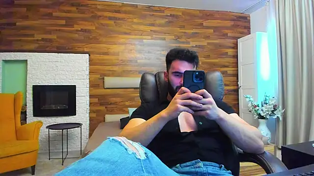 micahlane (M young) - New king here🤛