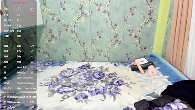 urhotsexyshine (T young) - 1499 VIBE WITH ME AND SWALLOW CUM