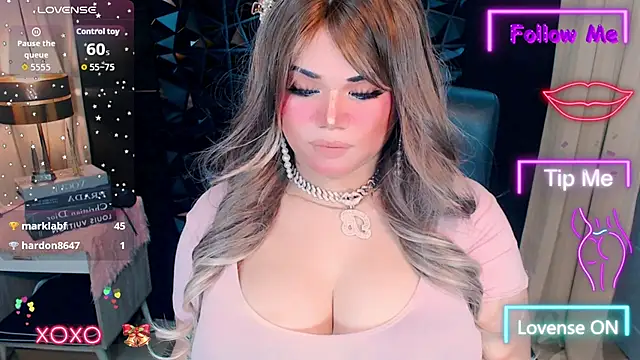 xHugeHarleySelfsuckerx webcam