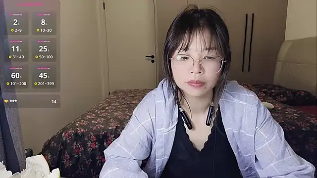 mannie-170 - Mannie-170's free webcam - UK Sex Cams