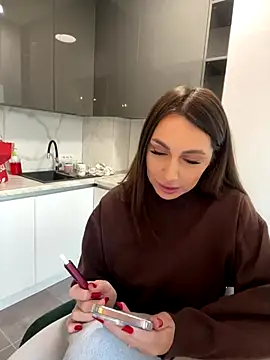 Webcam Model (ClaraJJ)  is live.Free join now!