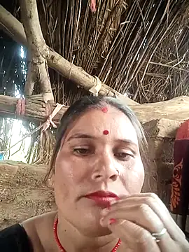 Chinki_pande webcam