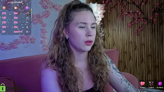 Elsie_Cutties webcam