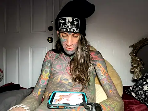 dyskizly (M young) - I only support the right arm bears 🐻