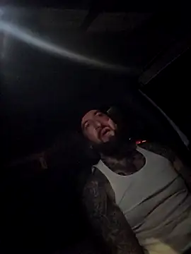 Beardedtattood webcam