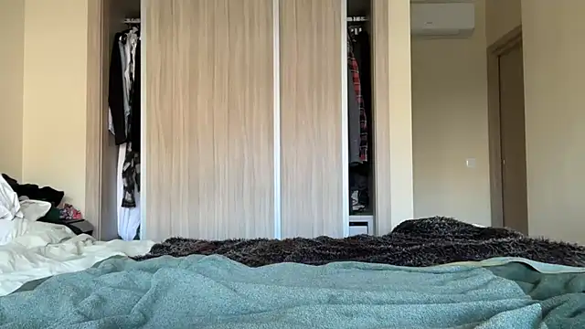 naughtyhollyxxxx webcam