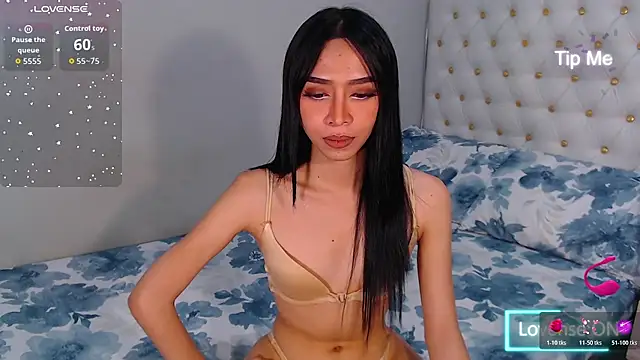 megumishemale_x (T young) - explore my body and make me cum guys