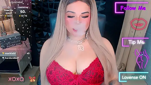 xHugeHarleySelfsuckerx webcam