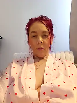 CharmingLilith webcam