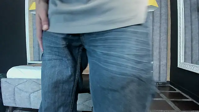 Boss_Domiinator webcam