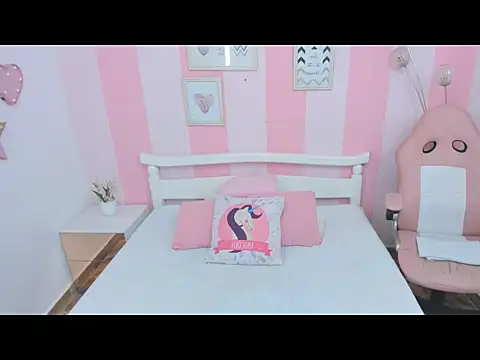 amaia_monroe (T teen) - cock pulls out thick cumshot milk