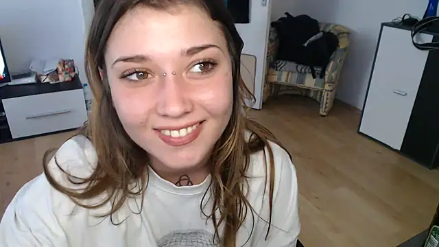 Aliens4twenty webcam