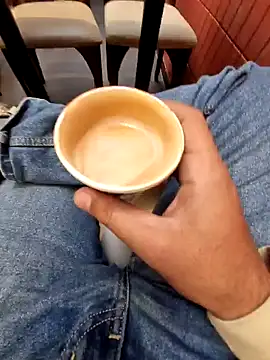 YoursThickDick webcam