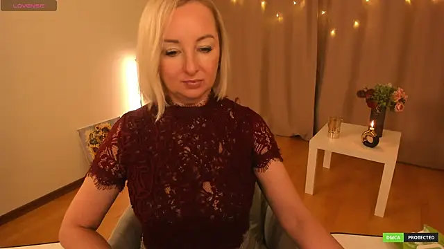sexmom8 webcam