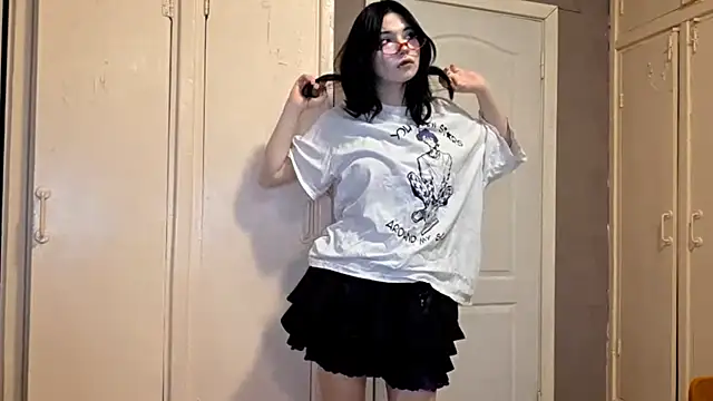 Beeping_Creature webcam