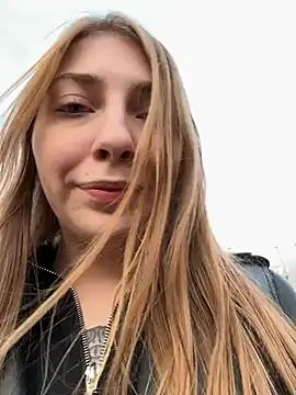 Sunny___Bunny webcam