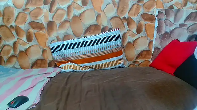 AfricanBigAssxx98 webcam