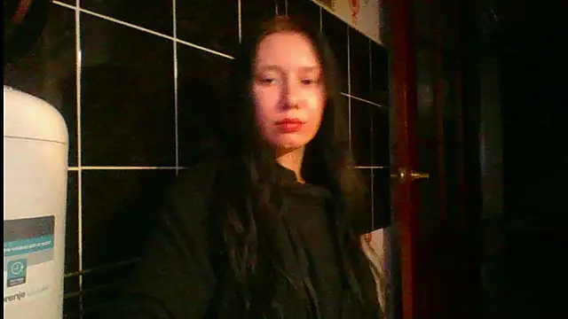 RussNocturnal webcam