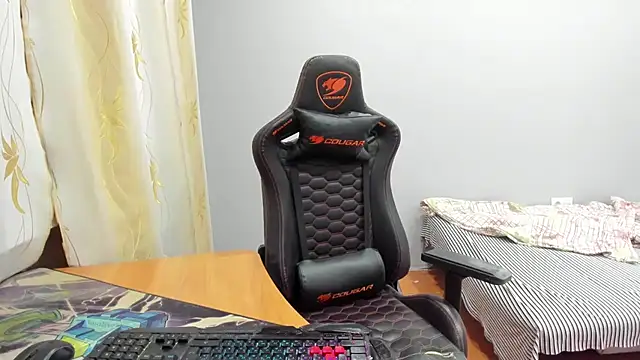 iliaskrislove webcam