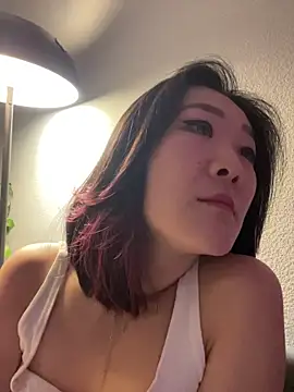 AikoYamada webcam