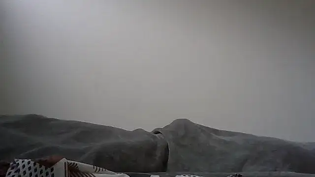 JUNINHOLEKEJR webcam