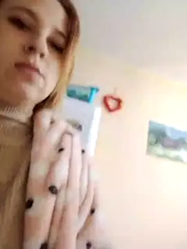 Gussie_Bridie webcam