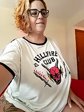 Escarlate4you_ webcam