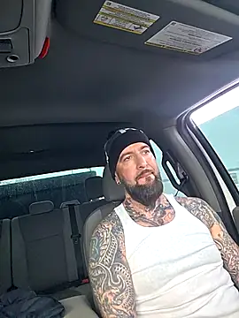 Beardedtattood webcam