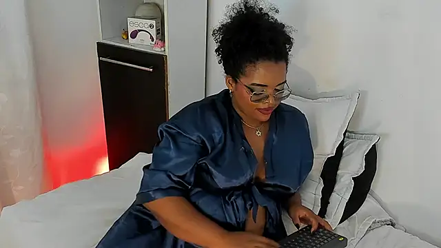 conielaurenth webcam