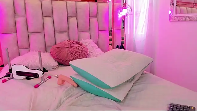 Katalina_Evans webcam