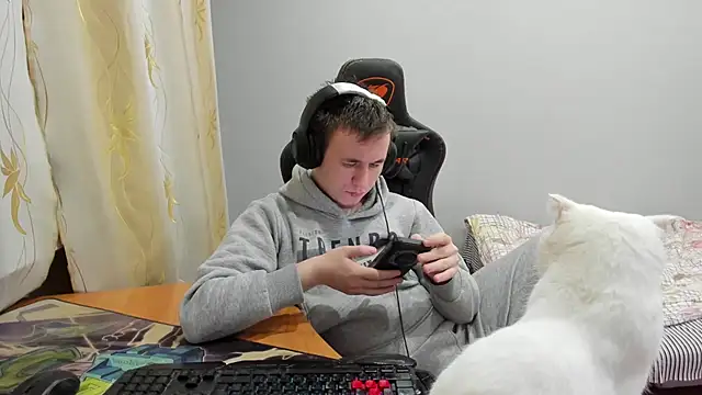 iliaskrislove webcam