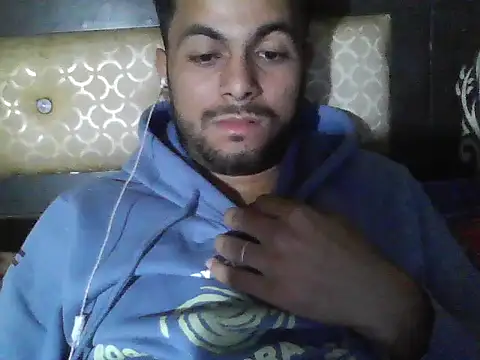 Stubborndesiboy webcam