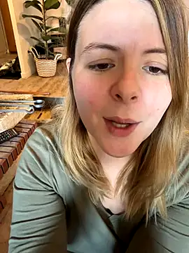 nina_blain (F young) - Mega SQUIRT 💧💦 💧