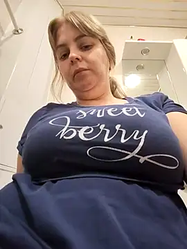 Cute_flower_fun webcam