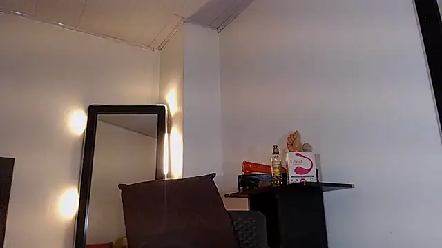 sofiaxdollxxx webcam