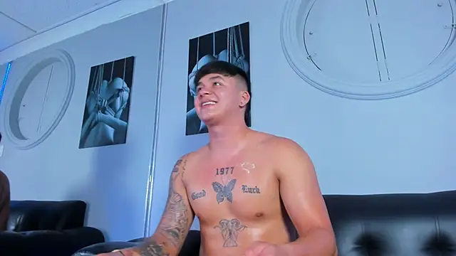 cristopher_strong (M young) - BIG CUMMM!