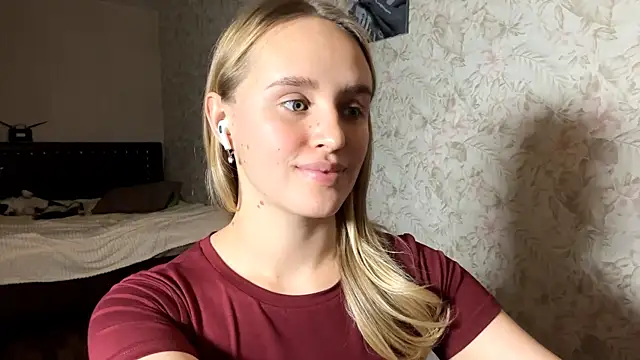 ElisabetLorney webcam