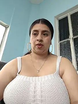 Webcam Model (Melinda_bob)  is live.Free join now!